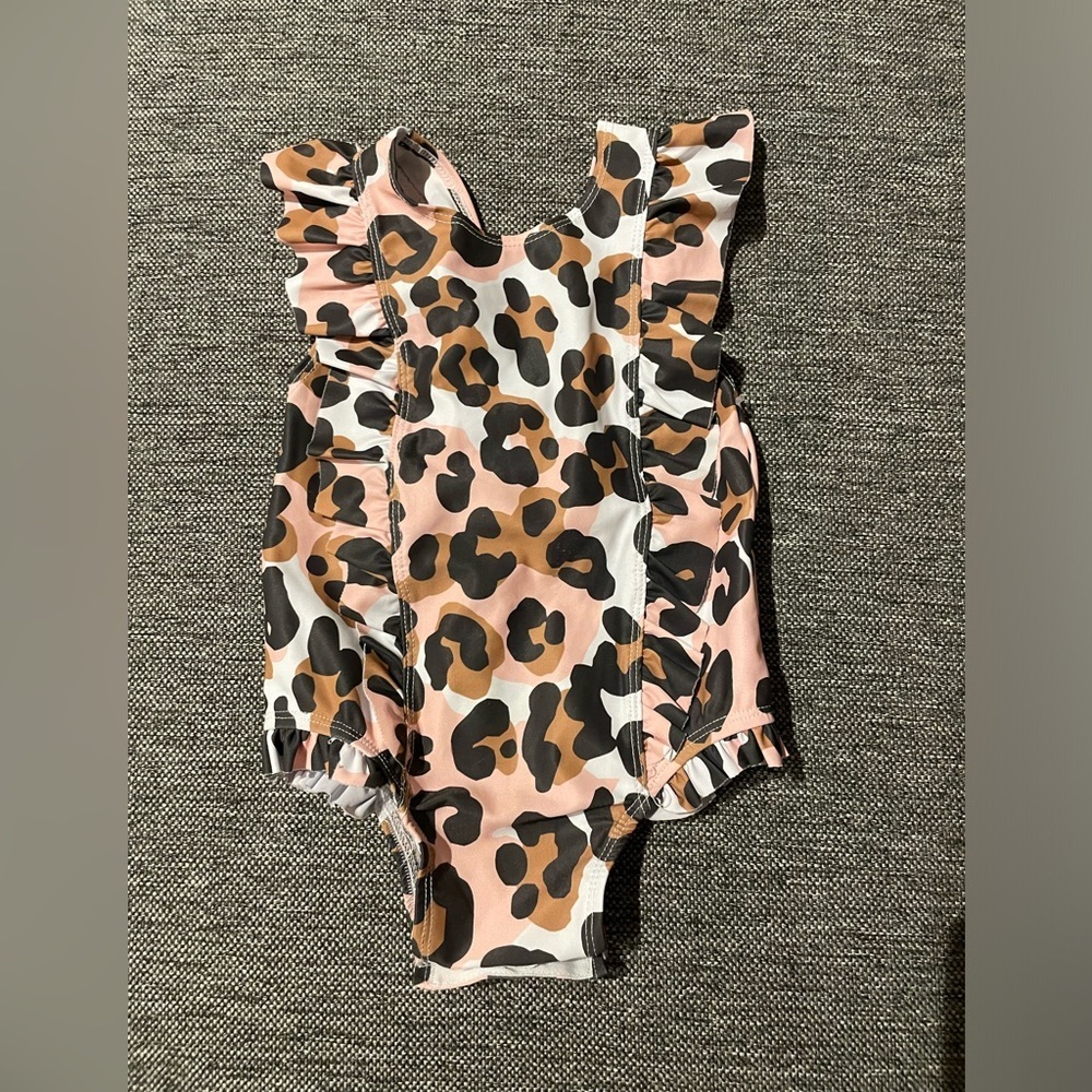 Mudpie pink leopard print ruffle bathing suit 2t 24mo - Picture 2 of 4